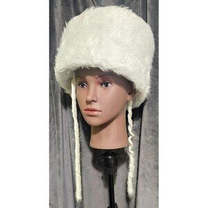 Dress Up America Adult 5" White Faux Fur Shtreimel Hat With Side Curls Costume